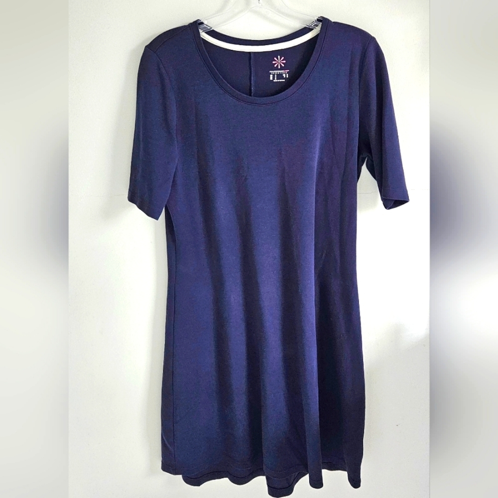 Isaac Mizrahi navy tshirt dress